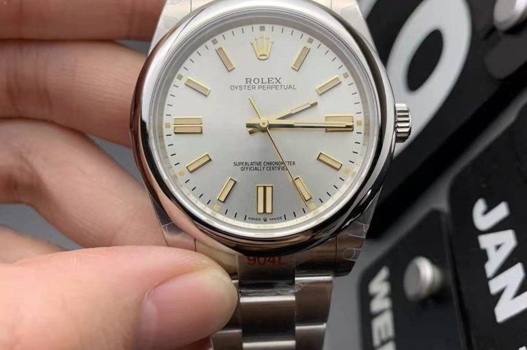 GM Factory Replica Rolex Oyster Perpetual 41mm 124300 with Clone 3230 Movement